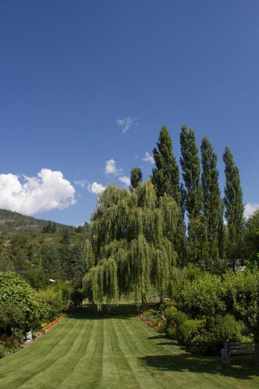 Genelle House B&B Guest House Экстерьер фото