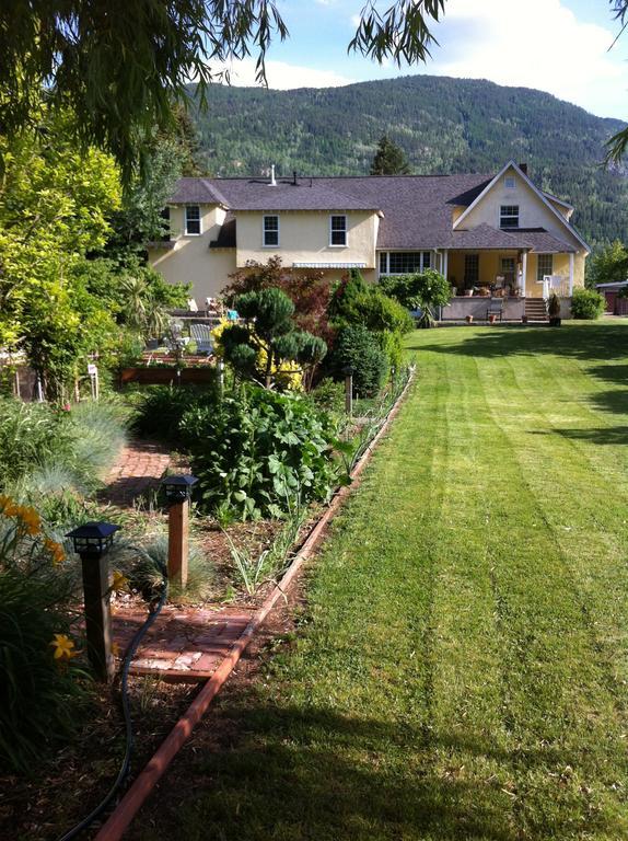 Genelle House B&B Guest House Экстерьер фото
